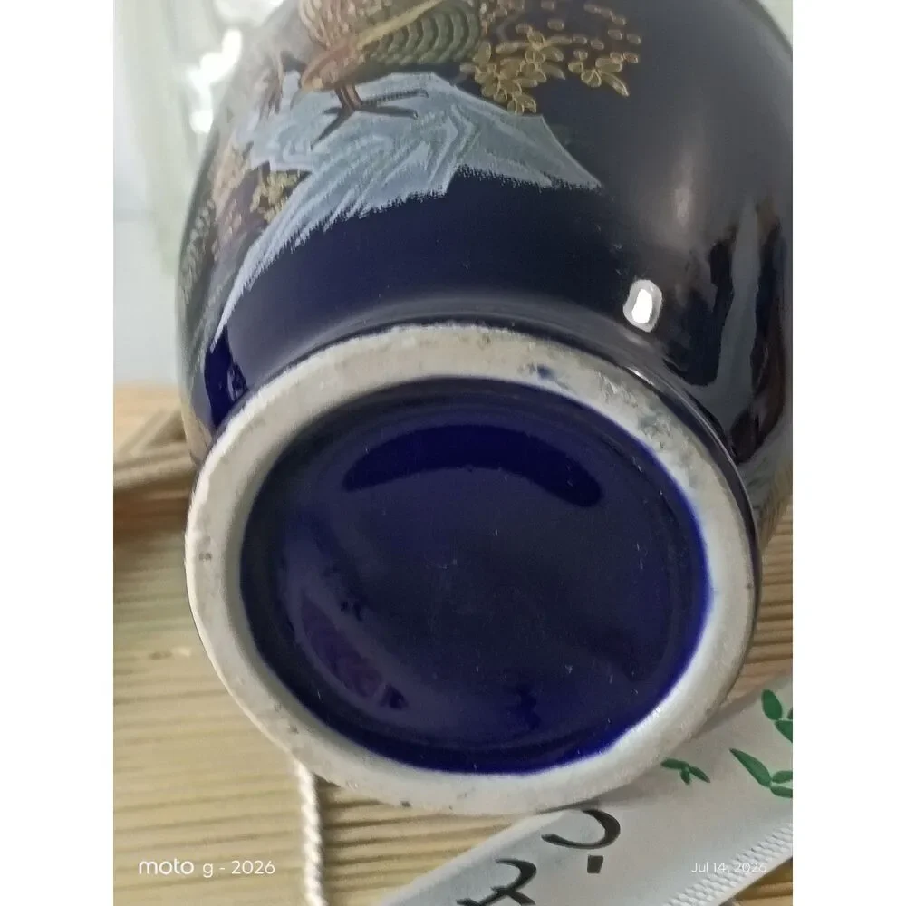 Vintage Cobalt Blue Peacock Flower Vase Gold Trim Japanese Chinoiserie 8